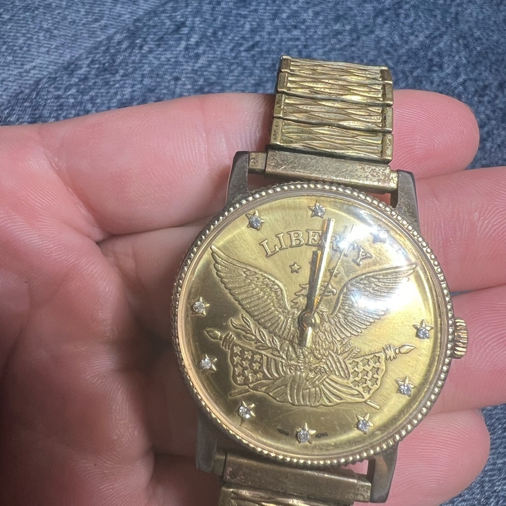 70s Vintage Coin Gold Watch - Picture 2 of 6